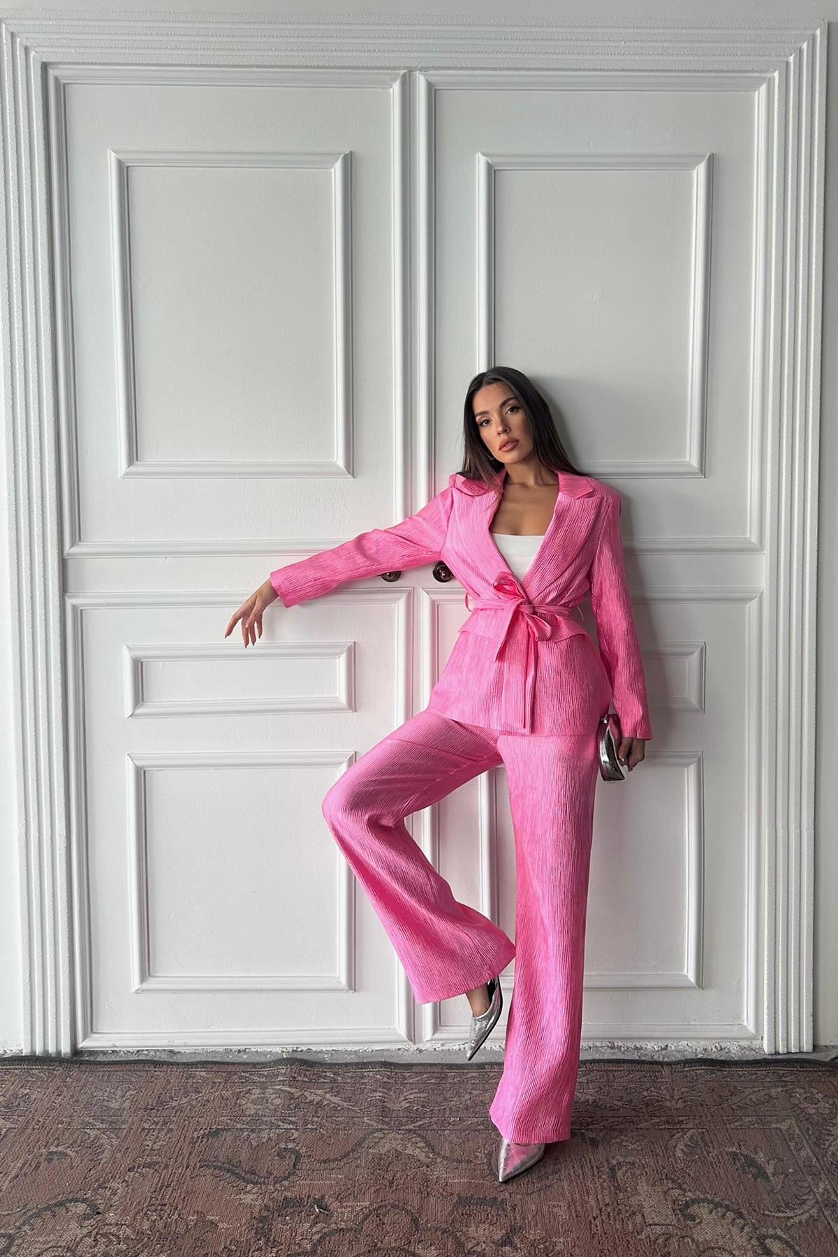 Toptan Pembe Beli Kuşaklı Ceket ve Pantolon Parlak Takım
