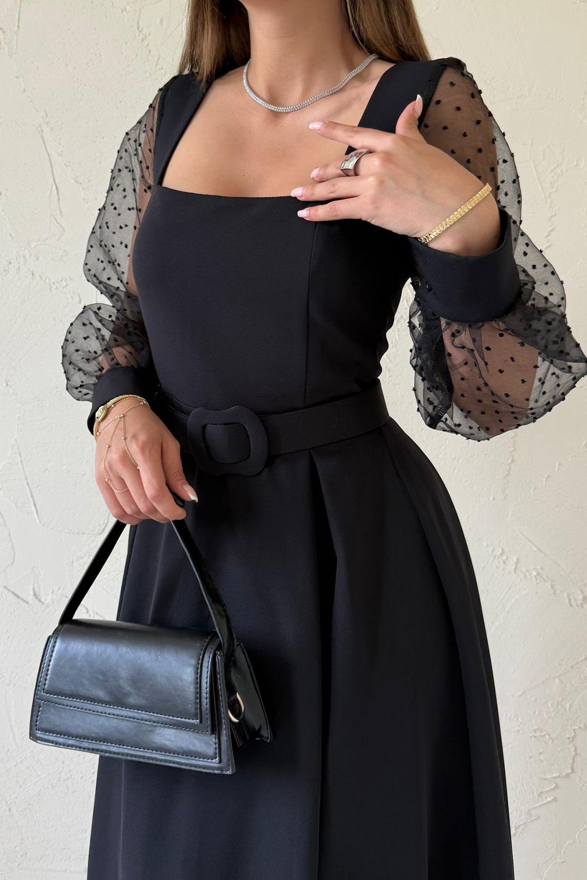 Wholesale Black Organza Sleeves Cup Dress