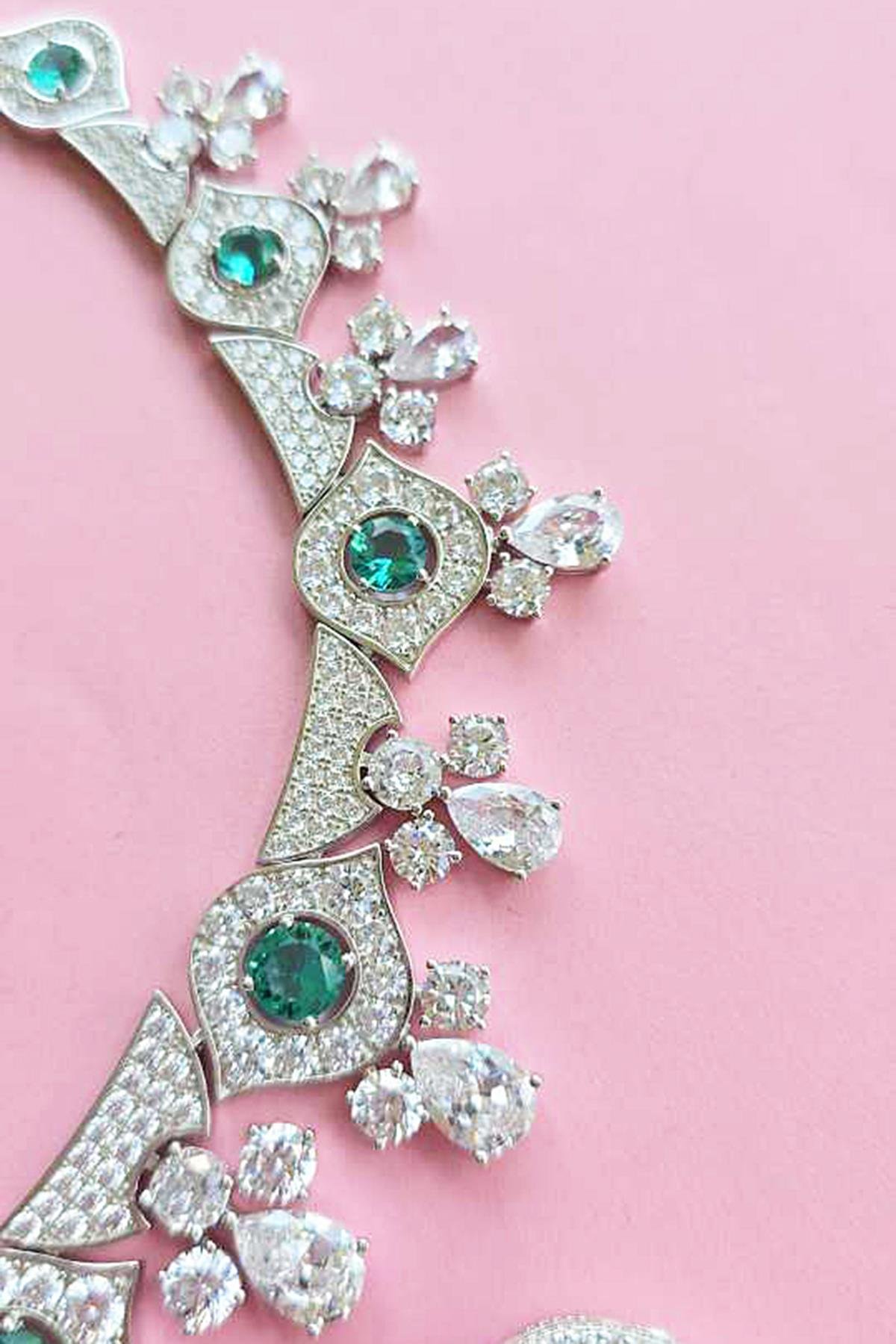 İTHAL PARAIBA TOURMALINE TAŞLI FANCY KESİM GÜMÜŞ KOLYE