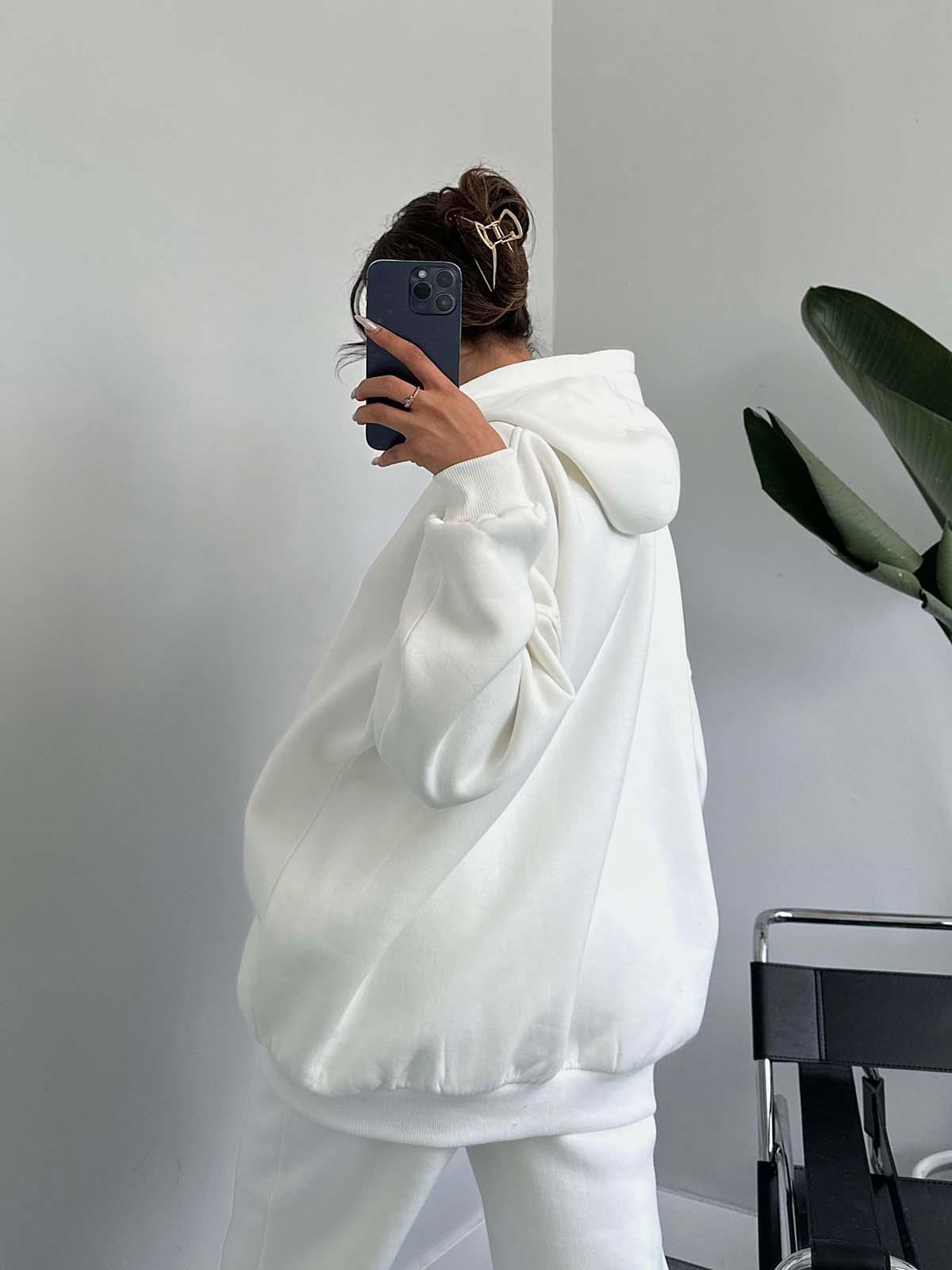 Ade Beyaz Oversize Sweatshirt
