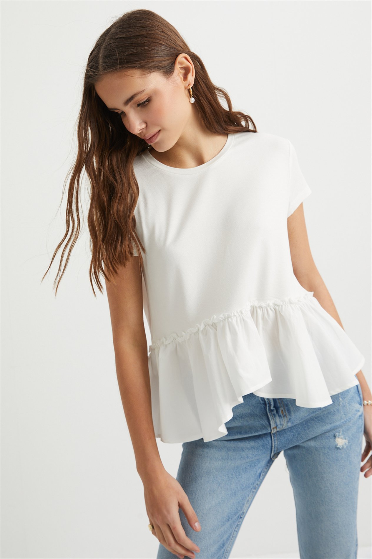 Beyaz tshirt