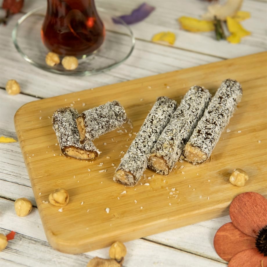 Hindistan Cevizli Fındık Ezmeli Sarma