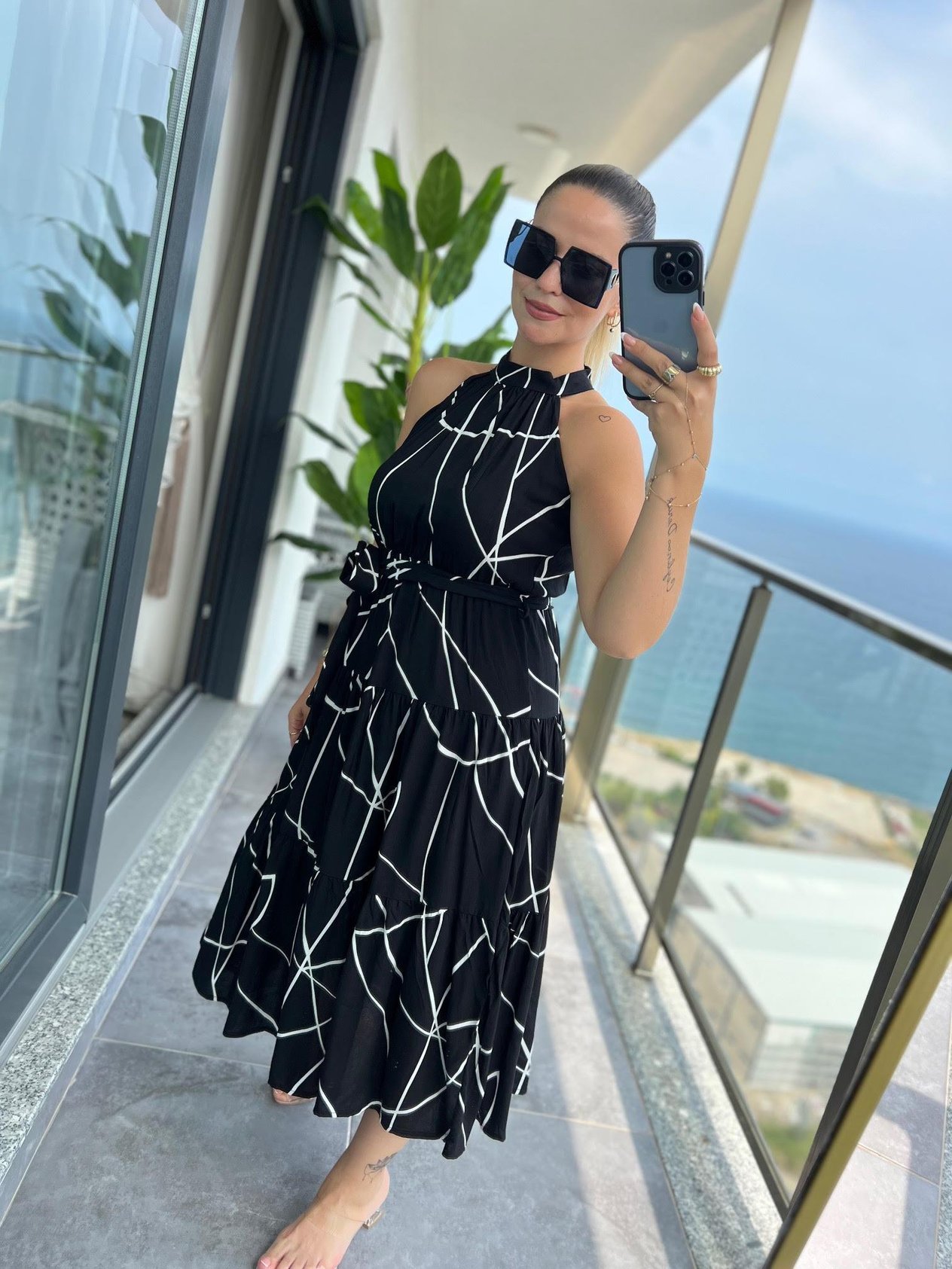 07 Halter Yaka Elbise ÇİZGİLİ