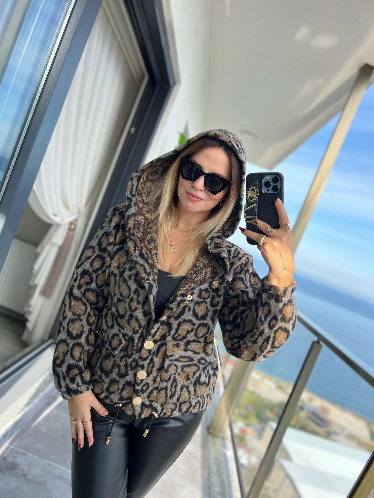 1005  Leoparlı Kapüşonlu Hırka LEOPAR