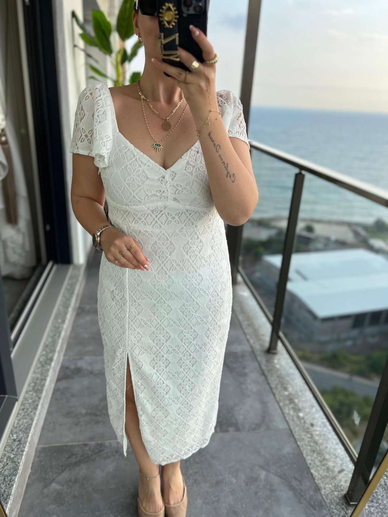 3423 Dantelli Yırtmaçlı Elbise BEYAZ
