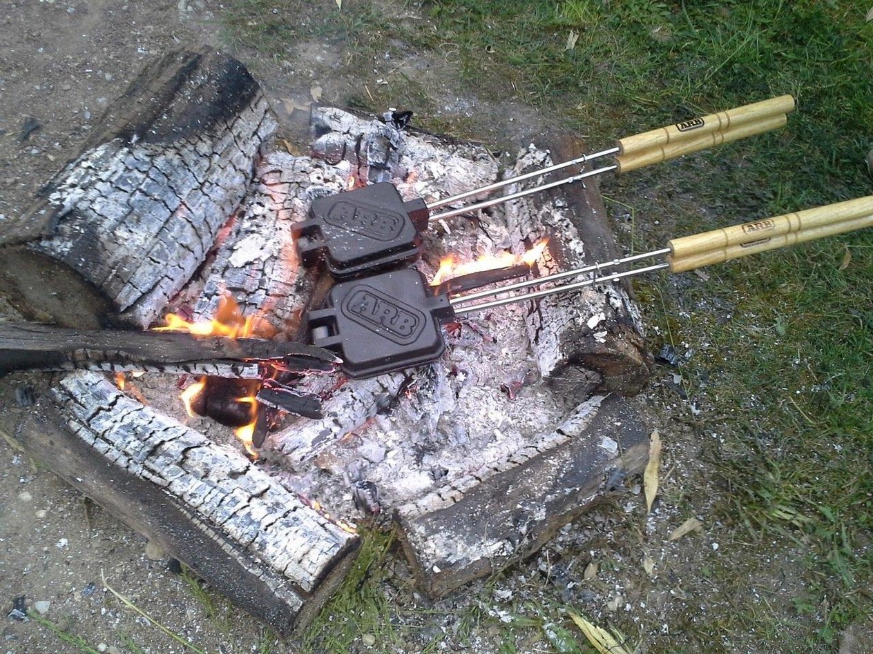 ARB KAMP TOST ALETİ (ARB LOGOLU)