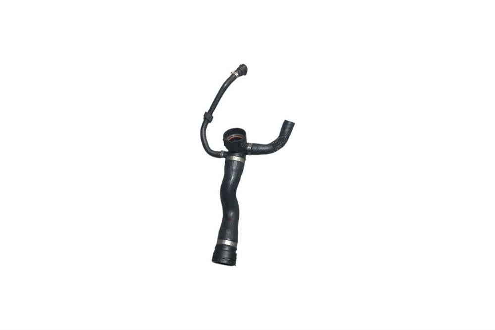 RADYATÖR HORTUMU ÜST BMW F07 F10 F11 F12 F13 F06 17127580957