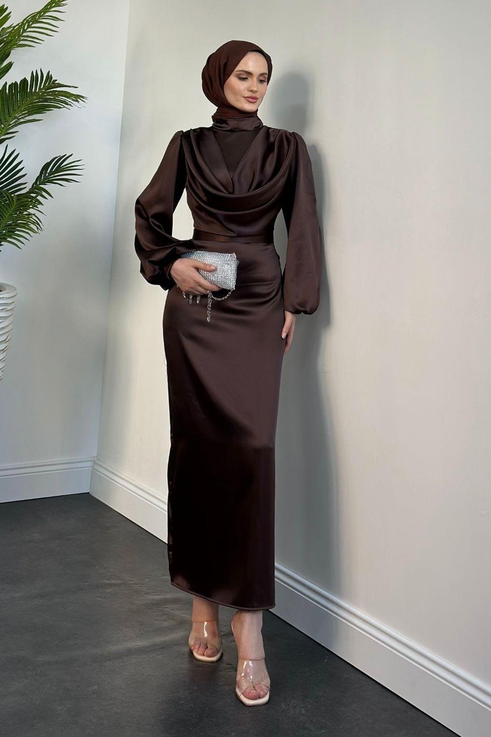 Amber Drape Detay Saten Abiye Kahverengi