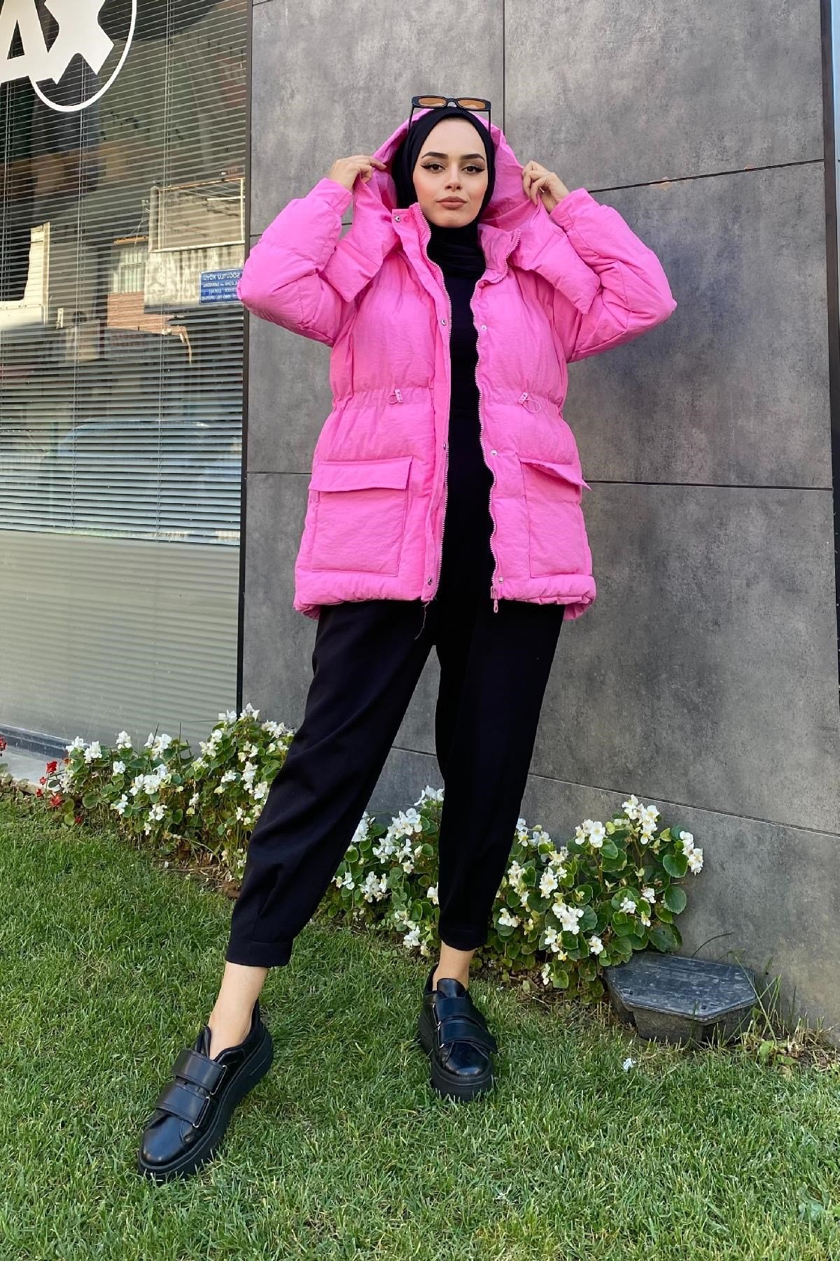Beli Büzgülü Mont Pembe
