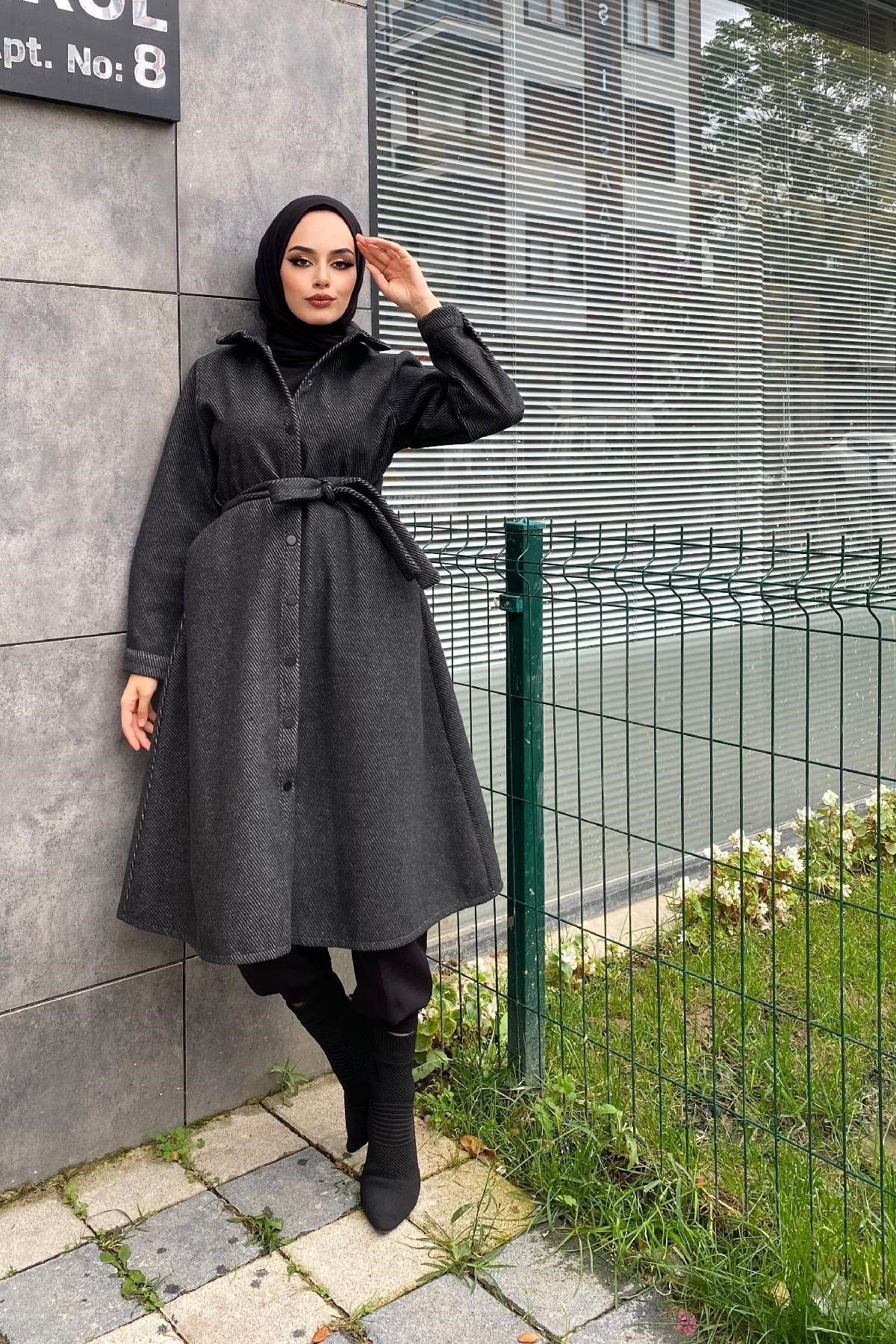 Çizgili Boydan Çıtçıtlı Kaşe Kaban Füme