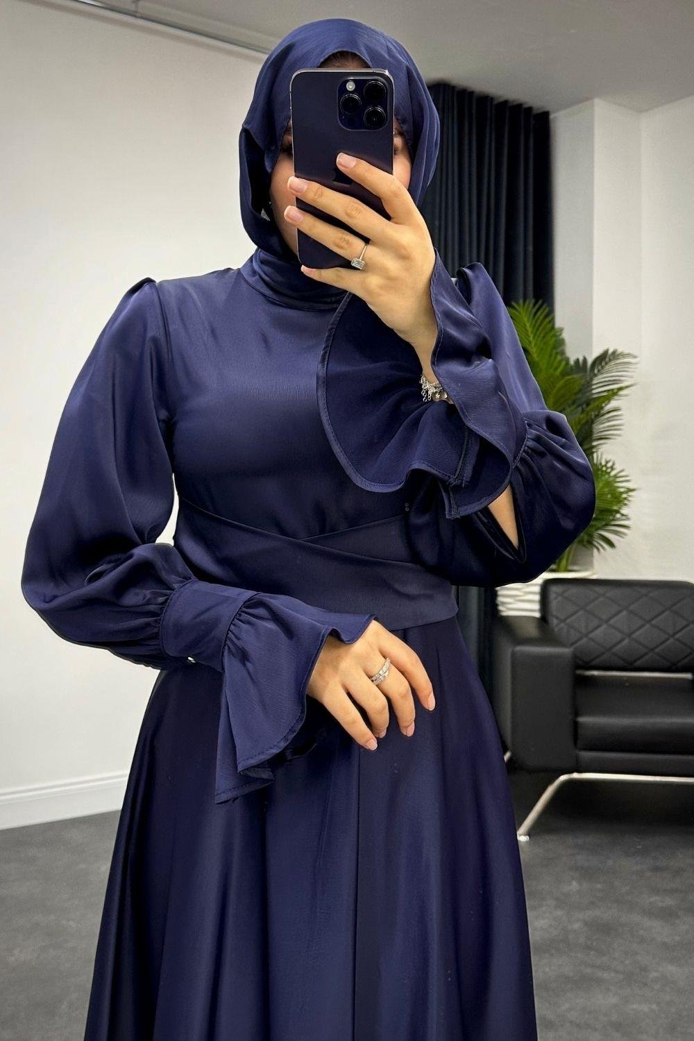 Rosy Abiye Lacivert