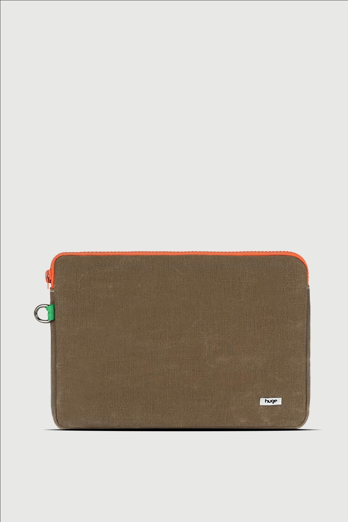 Huge Notebook Case Brown 13