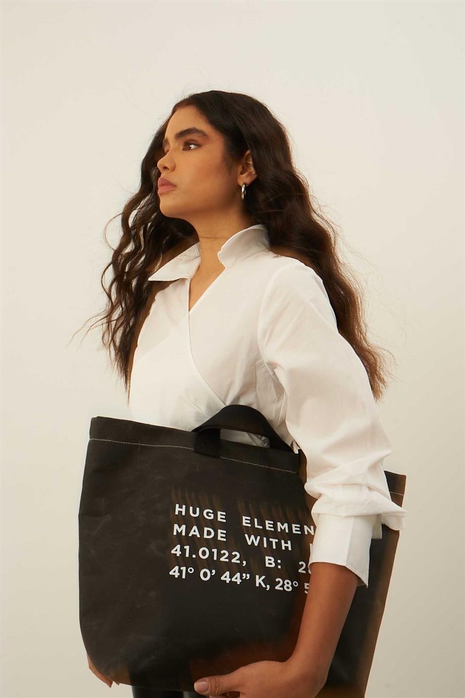 Huge Runic Basic Bag Black Co
