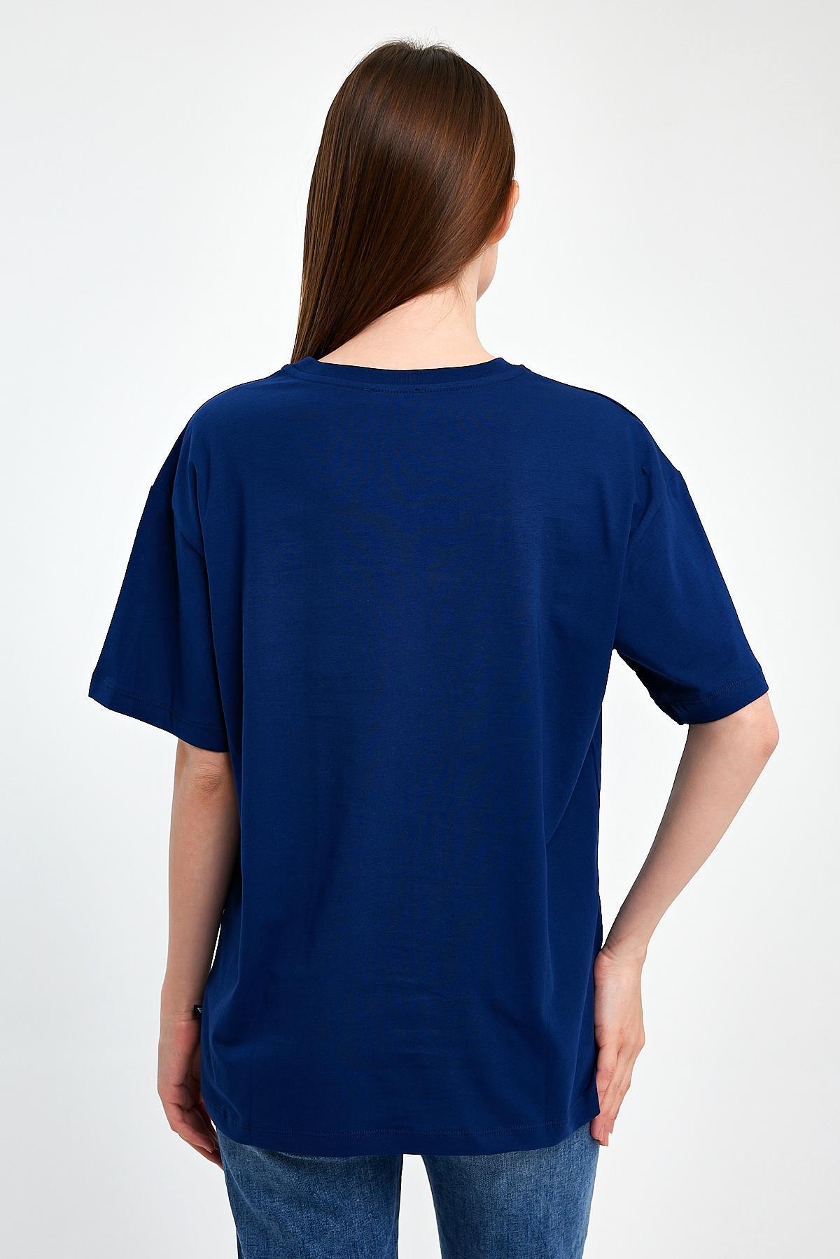 FİHA/2511-UNİSEX OVERSIZE BASKILI SIFIR YAKA TSHIRT - LACİVERT