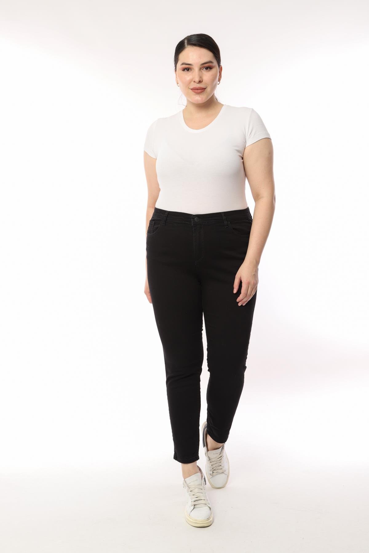 FİHA/4023-KADIN BATTAL DÜZ JEANS - SİYAH