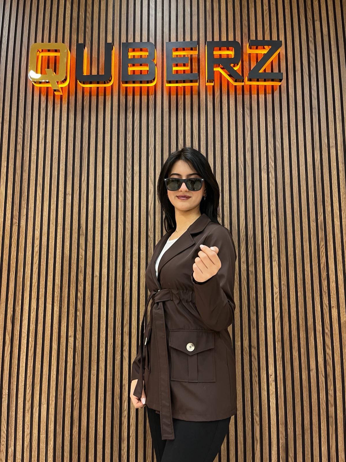 QUBERZ BELİ LASTİKLİ KISA TRENÇKOT KAHVERENGİ