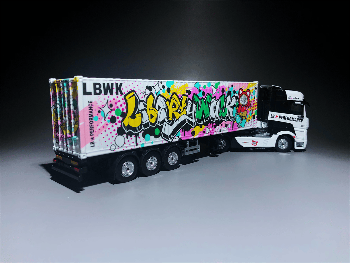 Mini GT Mercedes-Benz Actros w/ 40 ft Container 