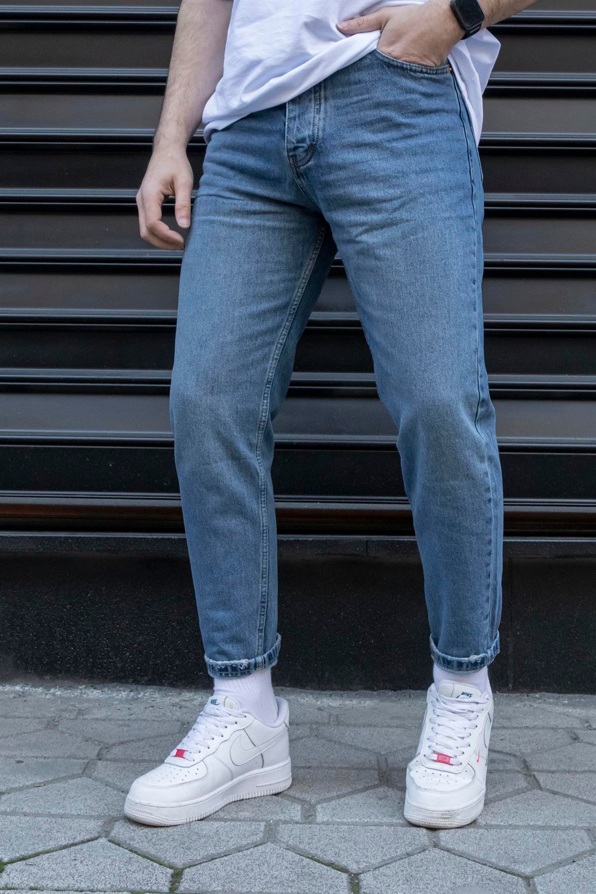 Yırtık Detaylı Basic Boyfriend