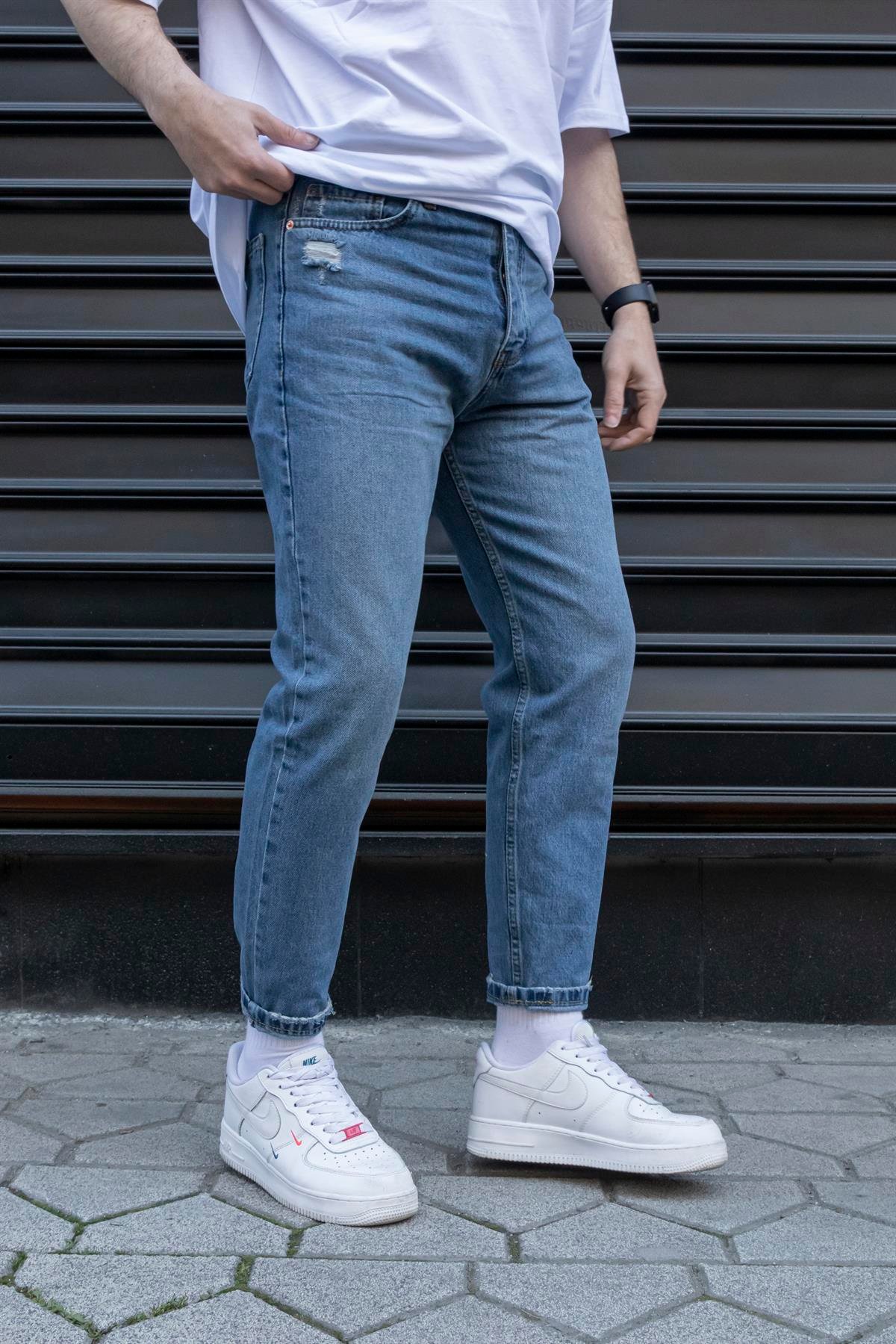 Yırtık Detaylı Basic Boyfriend