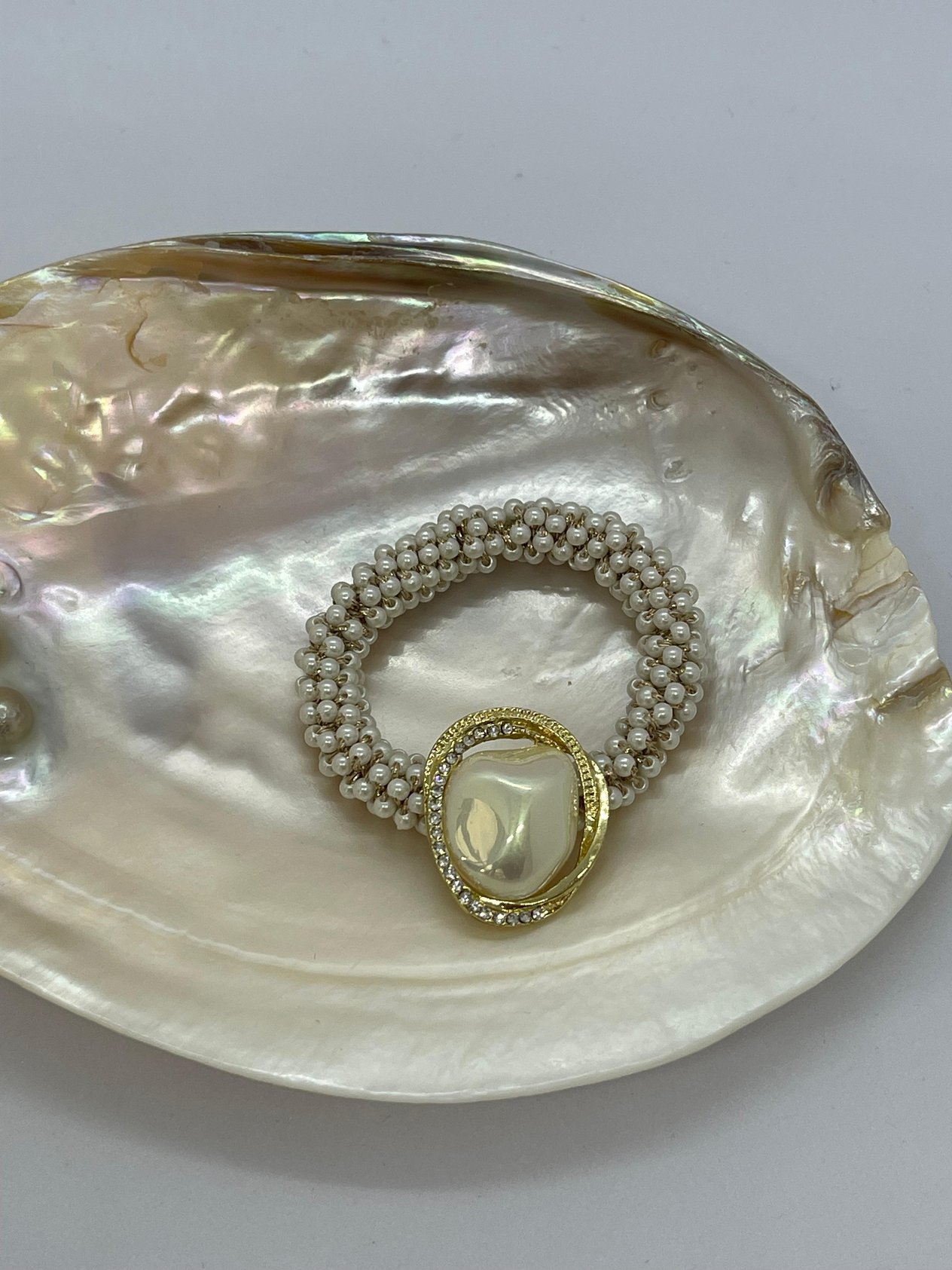 PEARL TOKA