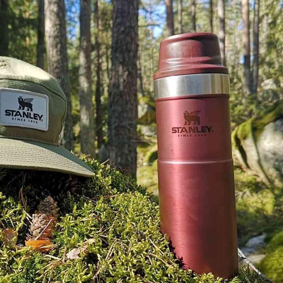 Stanley Klasik Trigger-Action Travel Mug 0,47 Lt