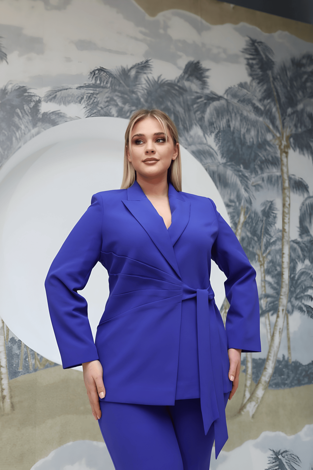 busıness woman- SAKSMOR