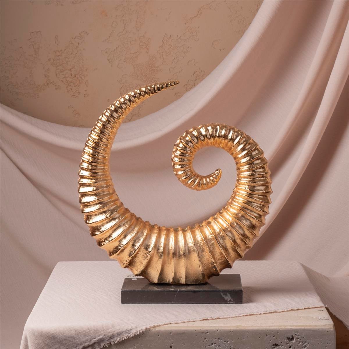 Gold Kıskaç Obje