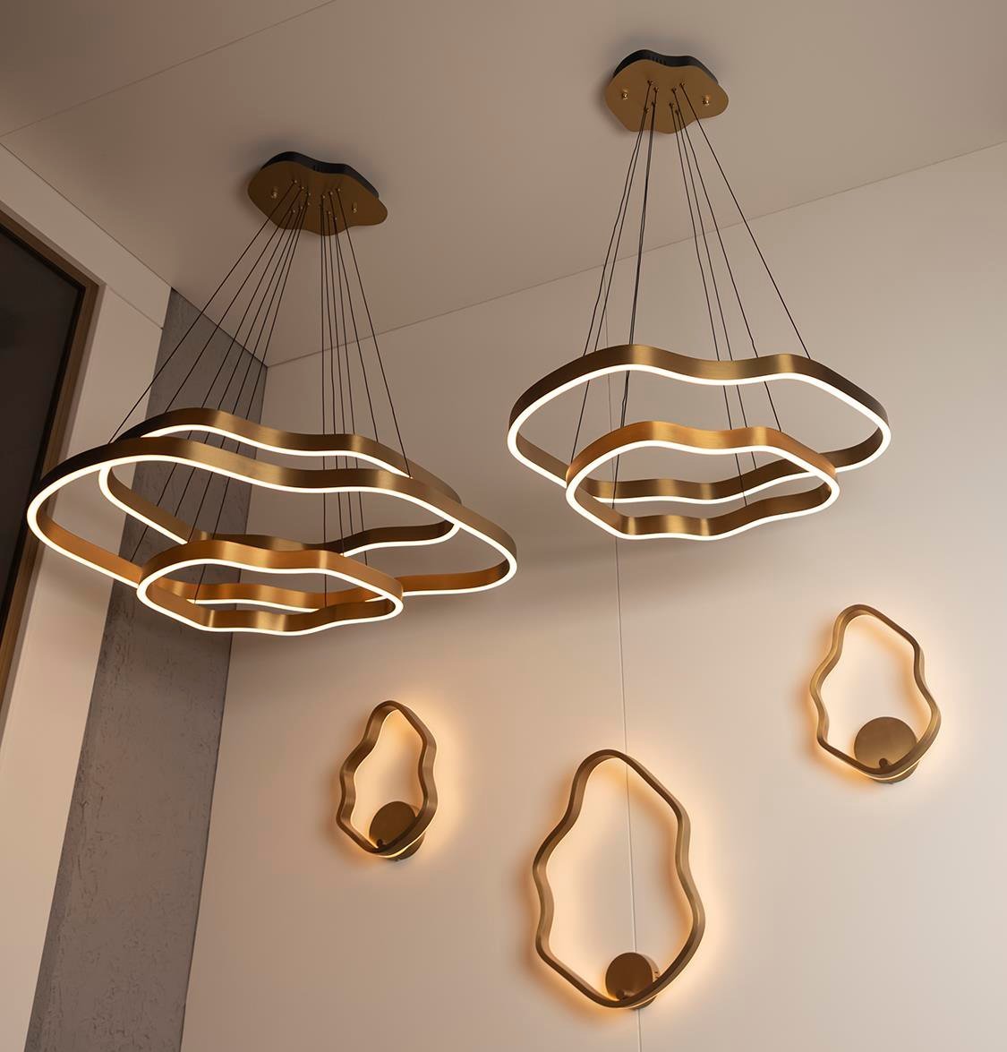 MARSİS 2 SIRALI PASLANMAZ ESKİTME SALON LED AVİZE