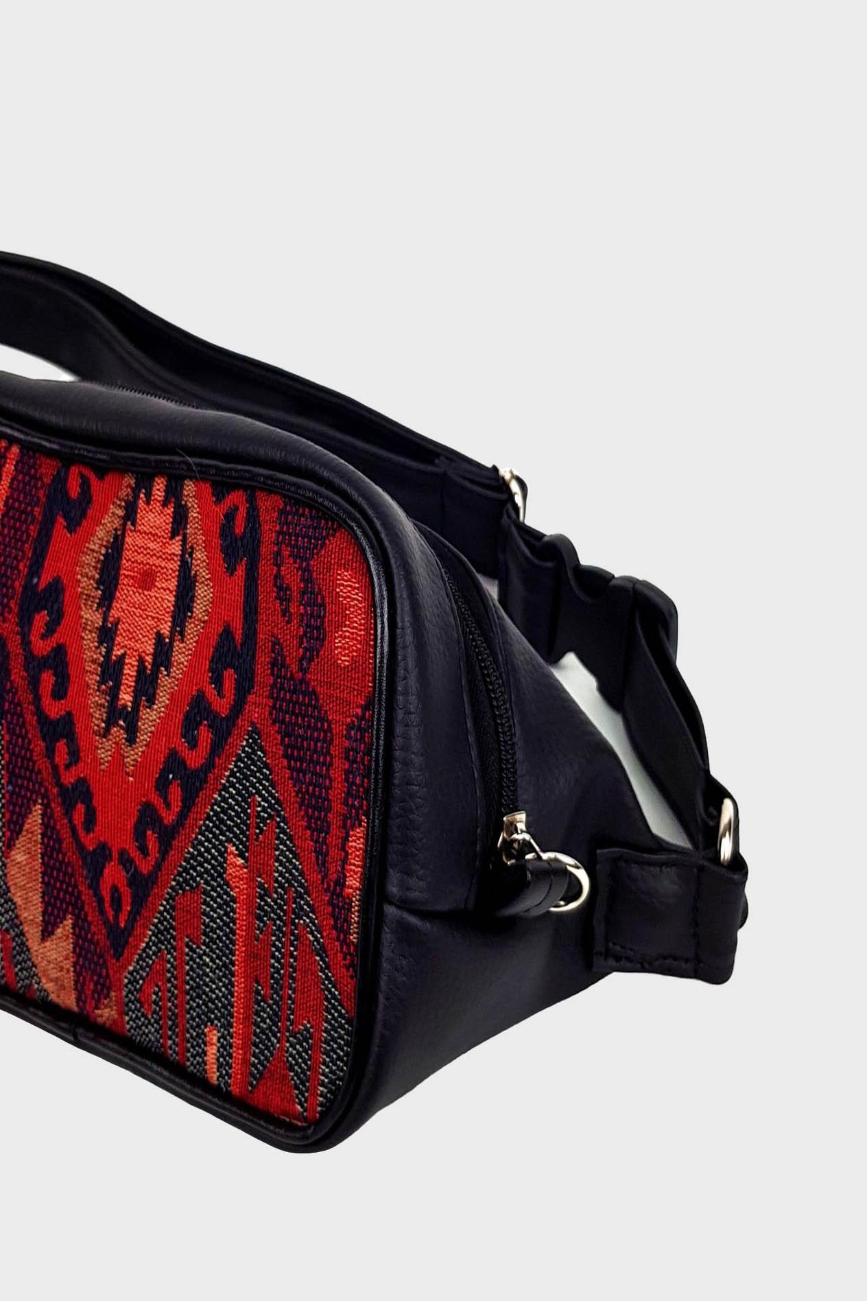 Siyah Kilim Omuz ve Bel Çantası