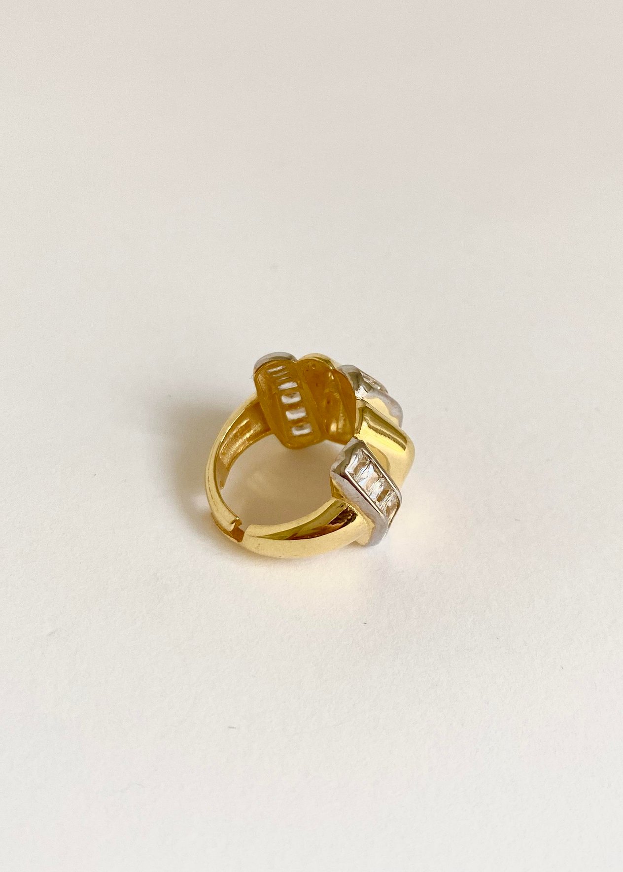 925 Ayar Gümüş Baget Taşlı Geniş Yüzük-Gold