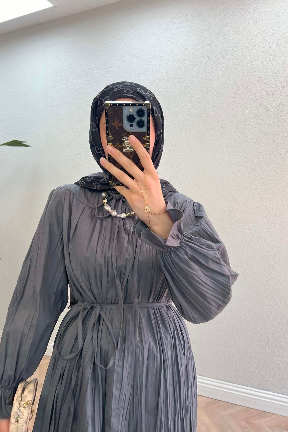 Boyun ve Kol Fırfırlı Pilise Detaytlı Tunik Gri
