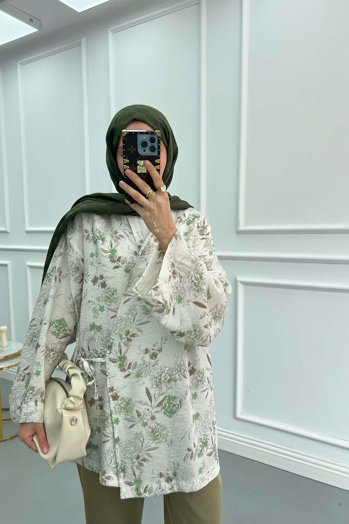 Çiçekli Bağlamalı Kimono Yeşil