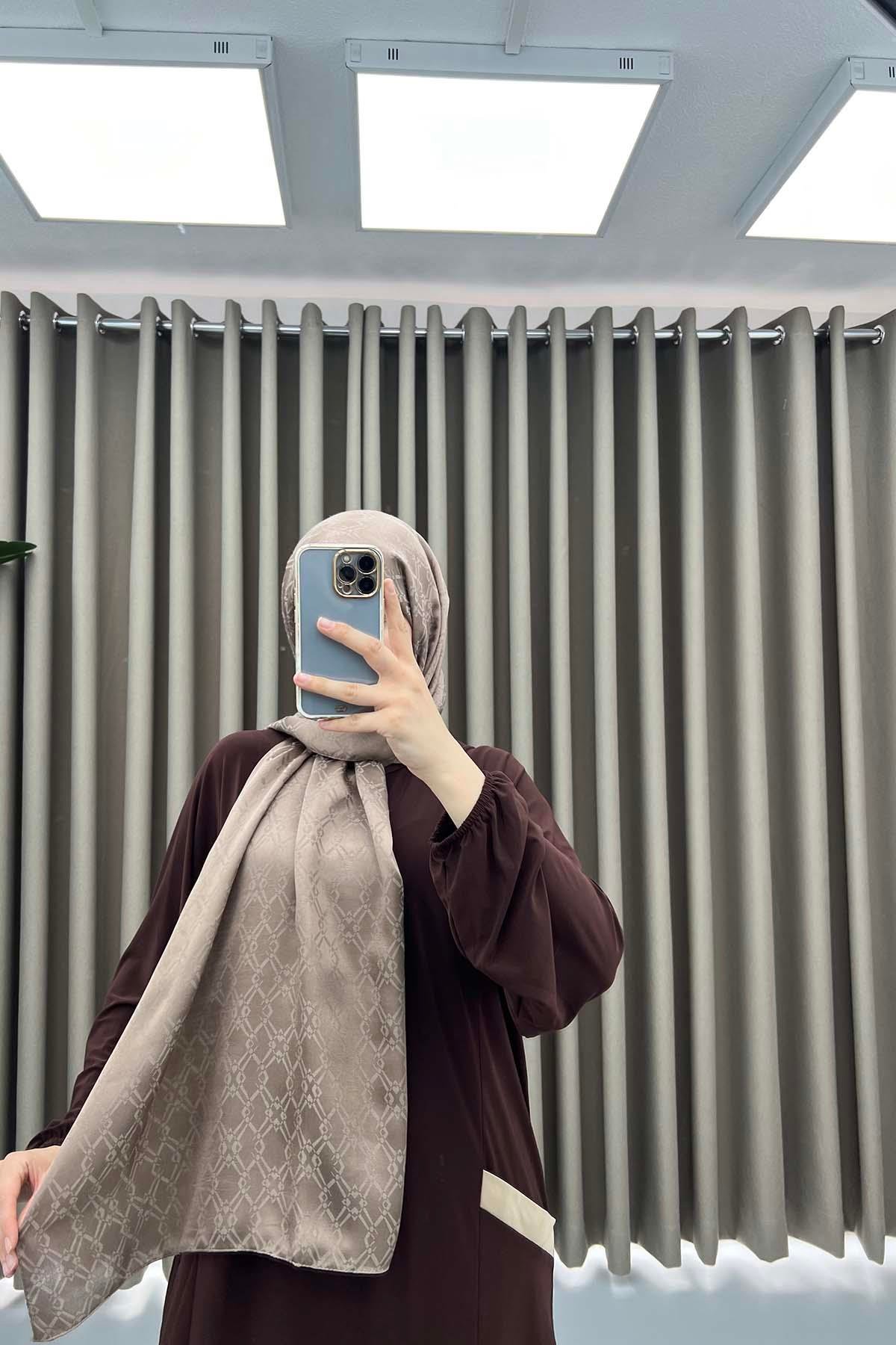 Kare Desenli Şal Vizon