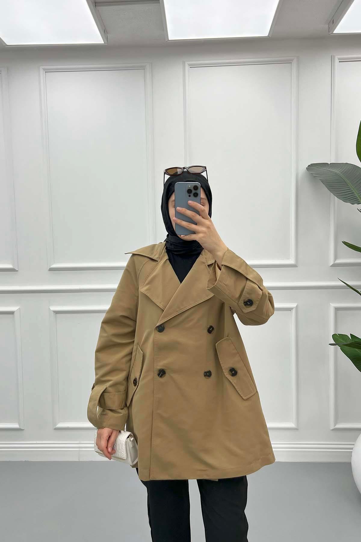 Kol Kemerli Kısa Trençkot Camel