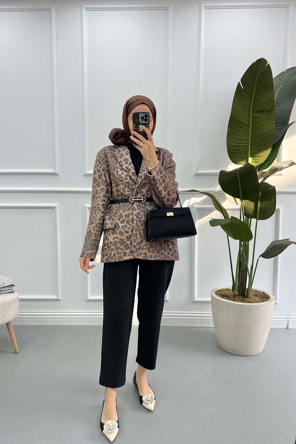 Leoparlı Kaşe Ceket Leopar