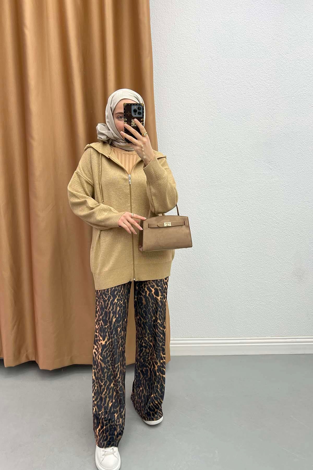 Leoparlı Parlak Pantolon Leopar