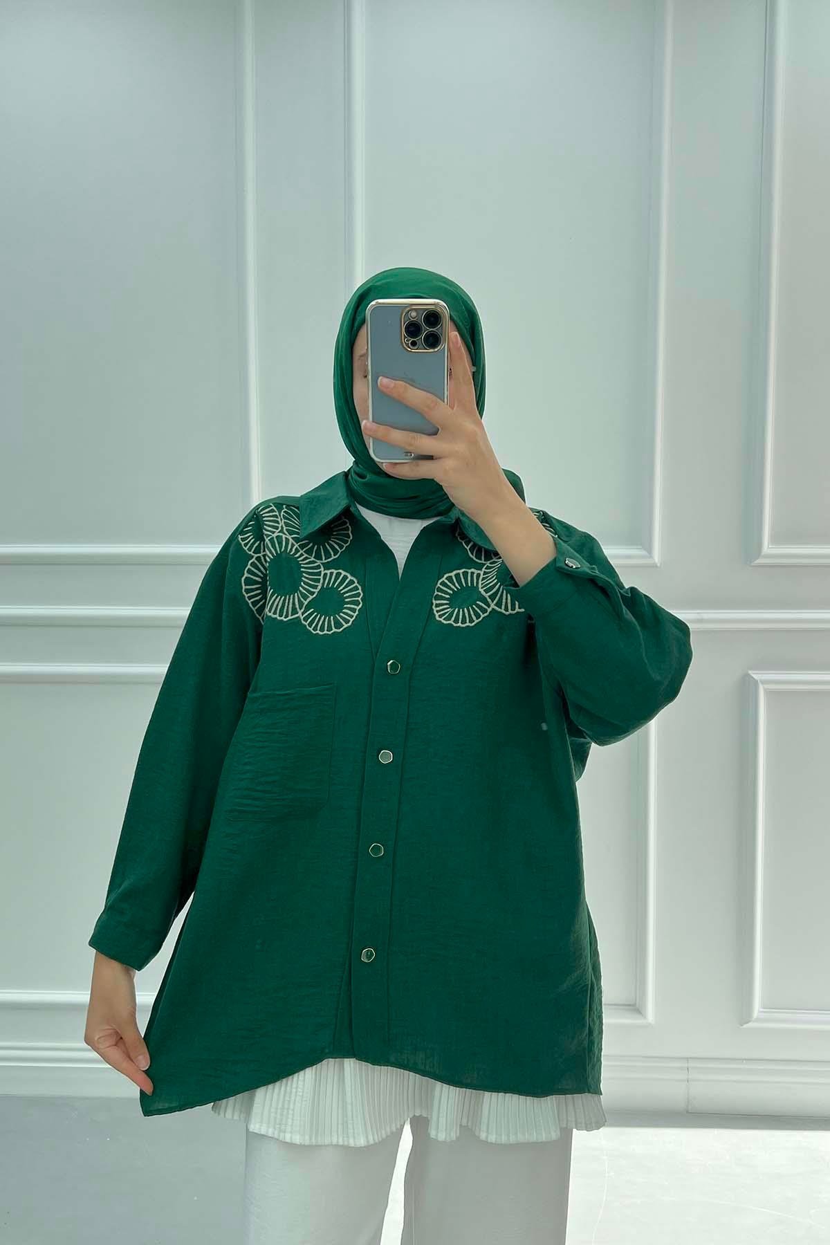Nakışlı Oversize Gömlek Zümrüt Yeşili