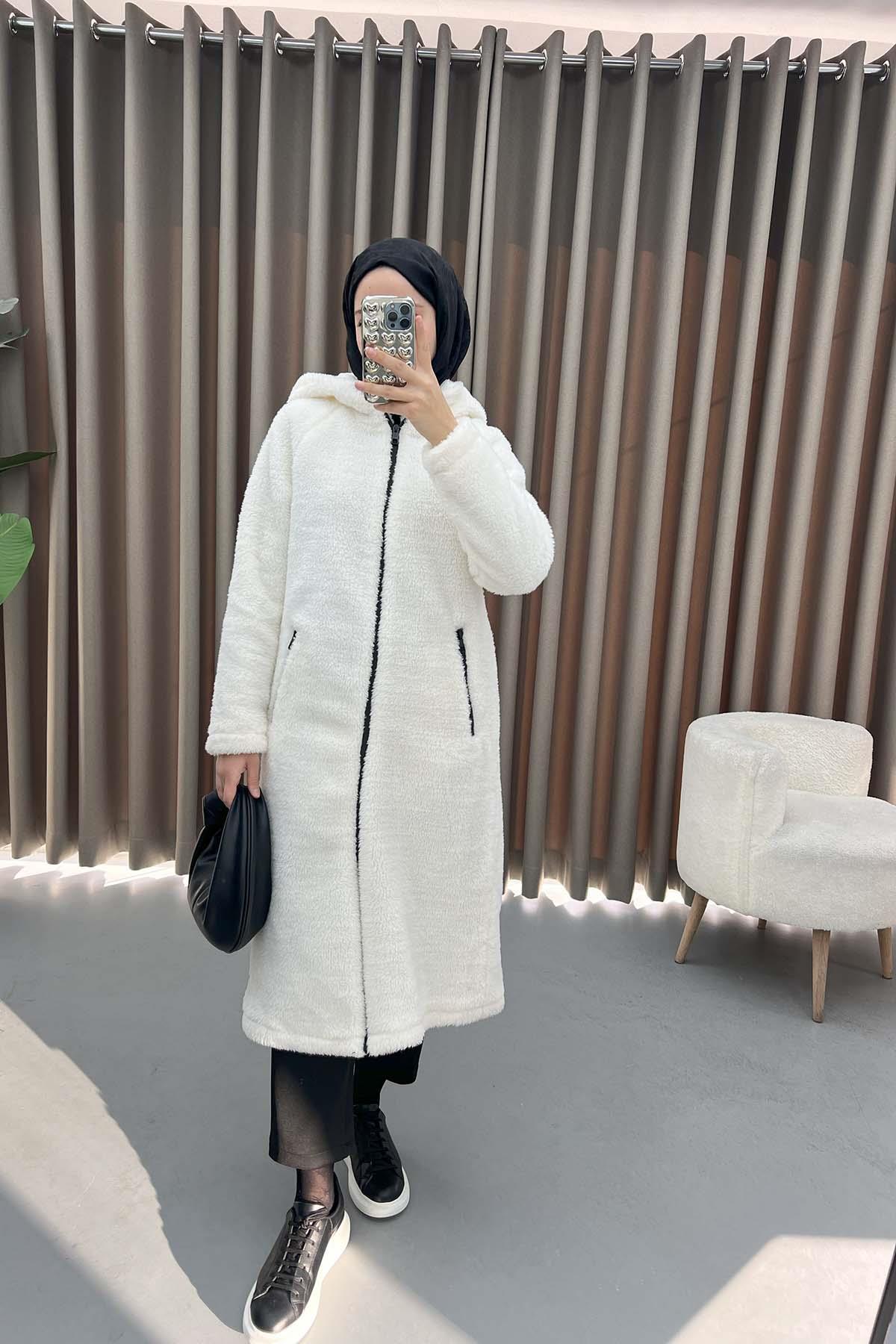 Peluş Kaban Krem
