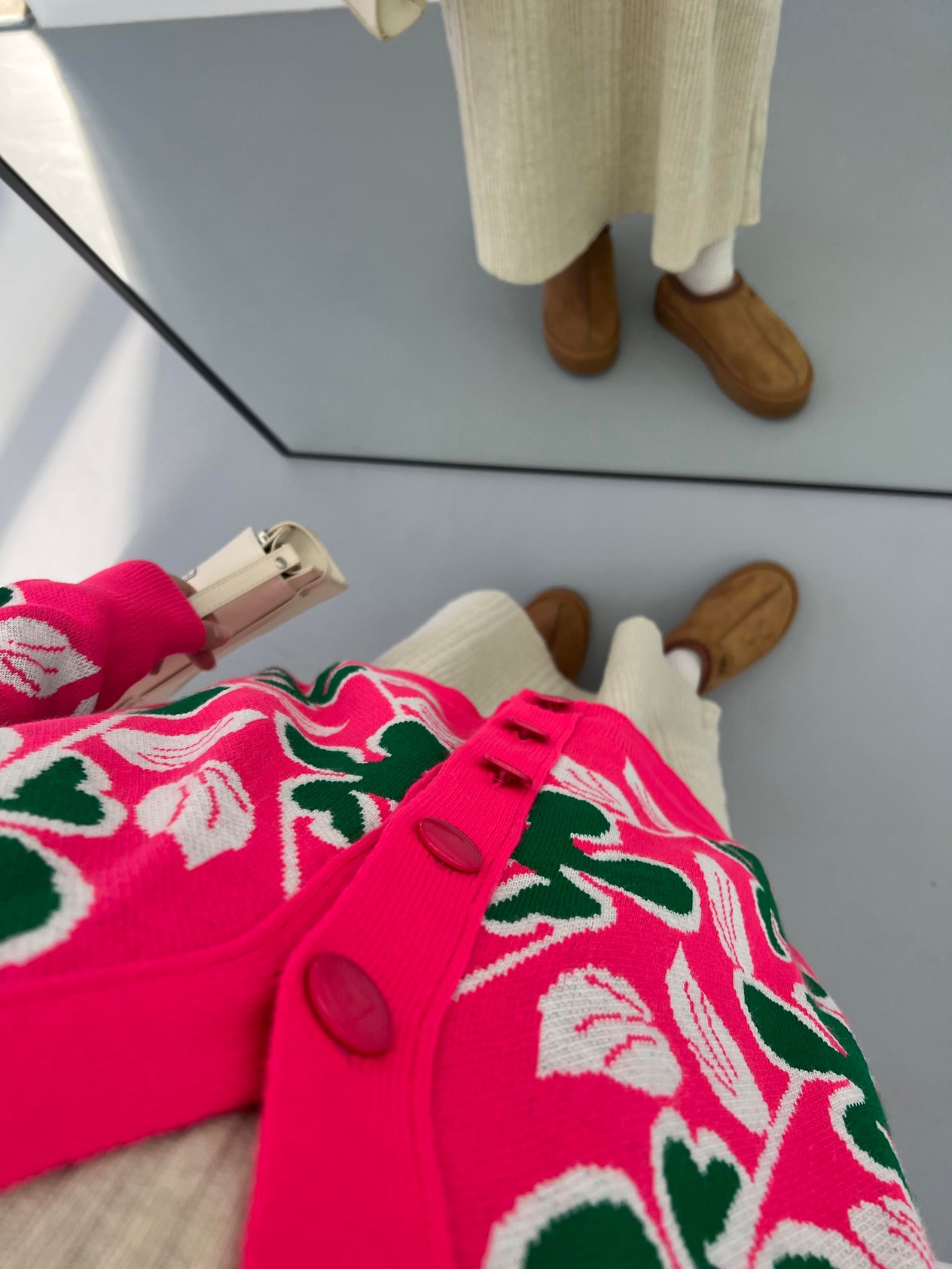 Yaprak Desenli Triko Hırka Pembe