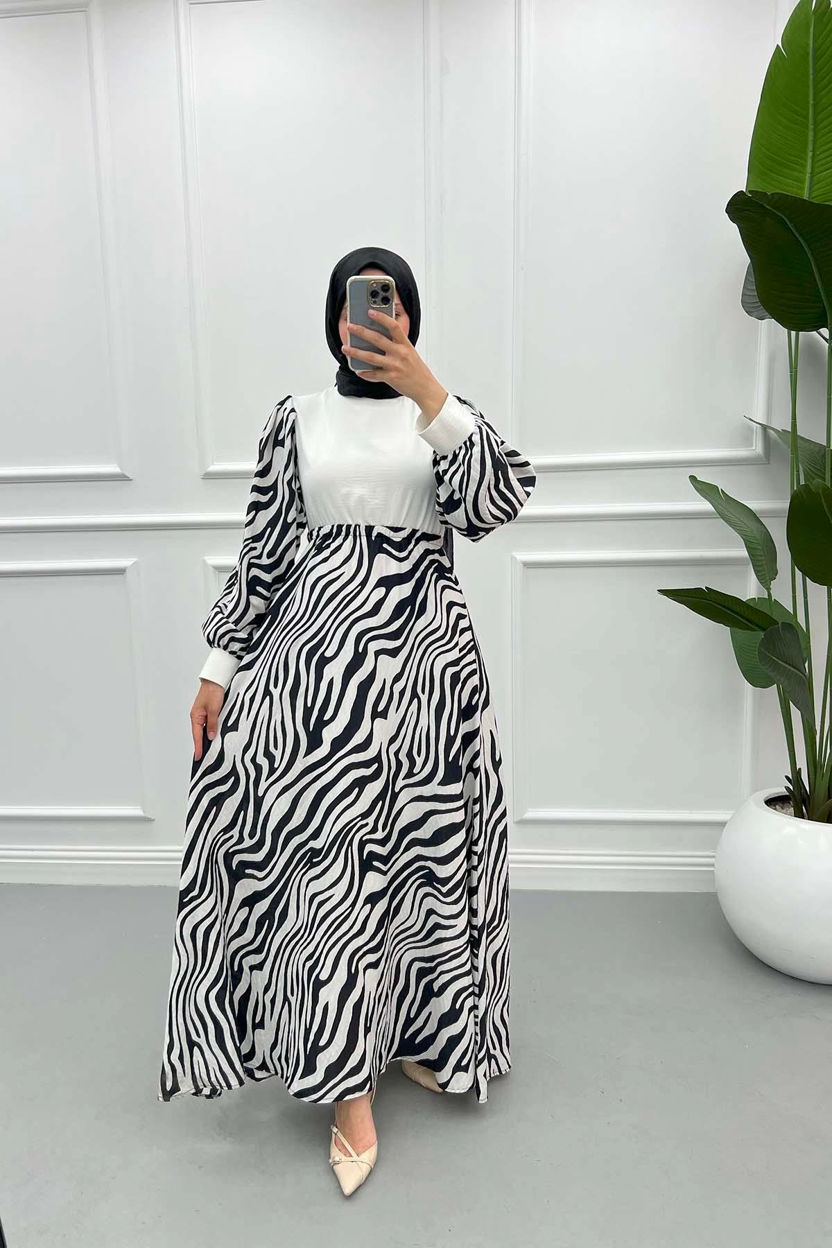 Zebra Desenli Elbise Siyah