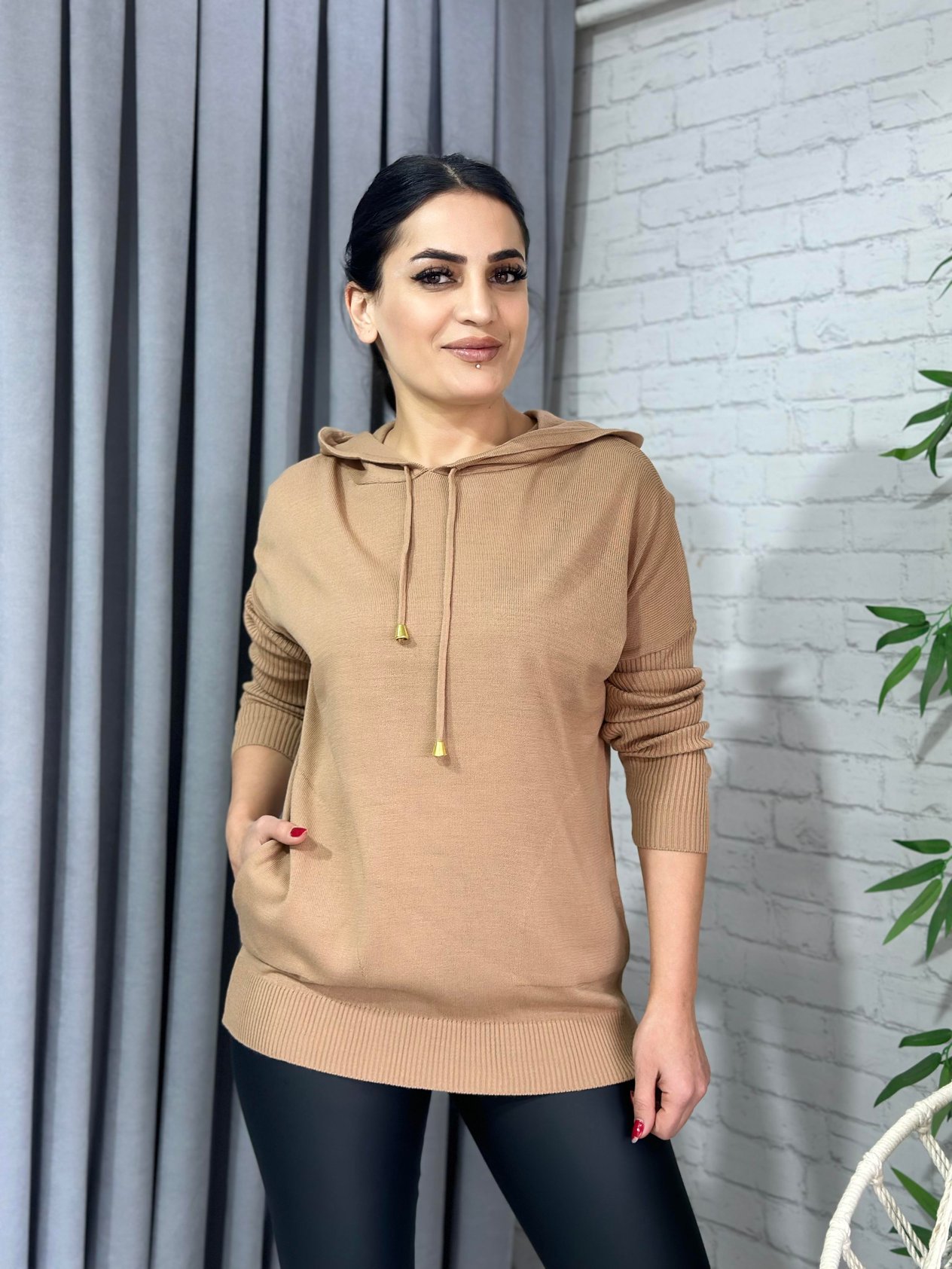 Agnes Camel Kapüşonlu Cepli Triko Kazak