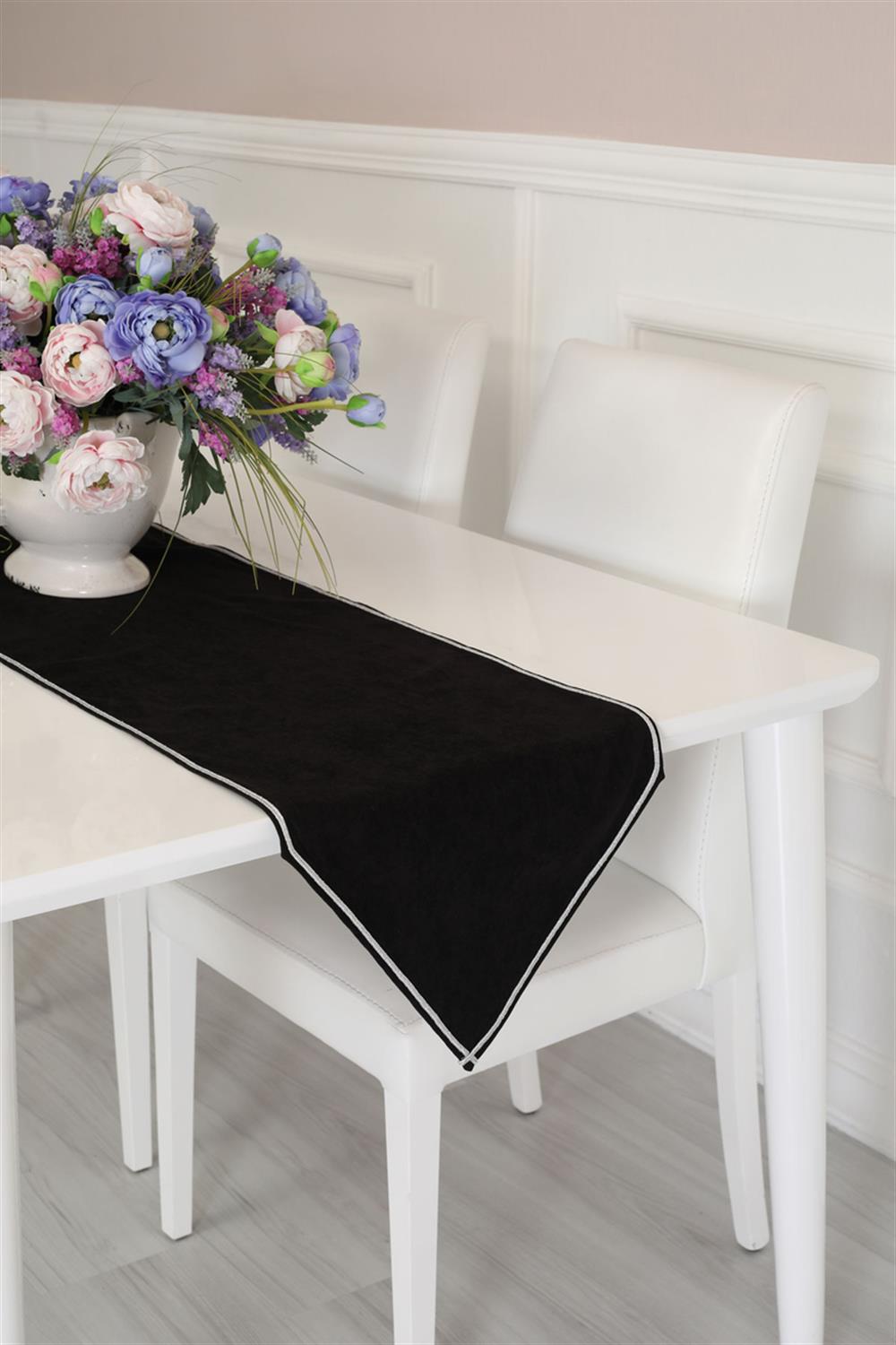 Gümüş Şeritli Runner 90x30 Siyah