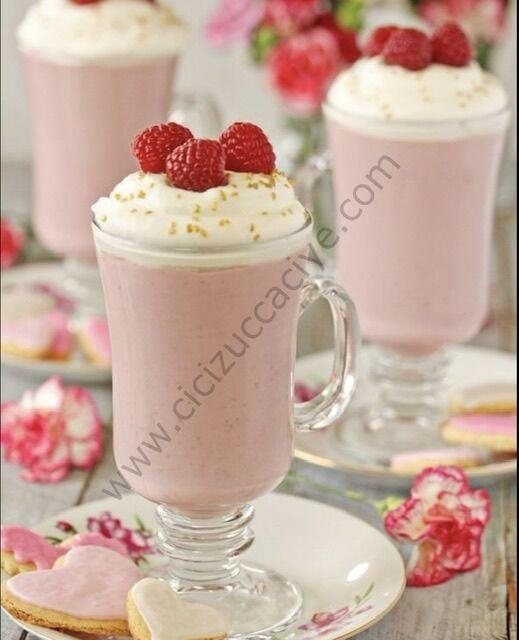 6 KİŞİLİK KARE AYAKLI CAM LATTE BARDAĞI
