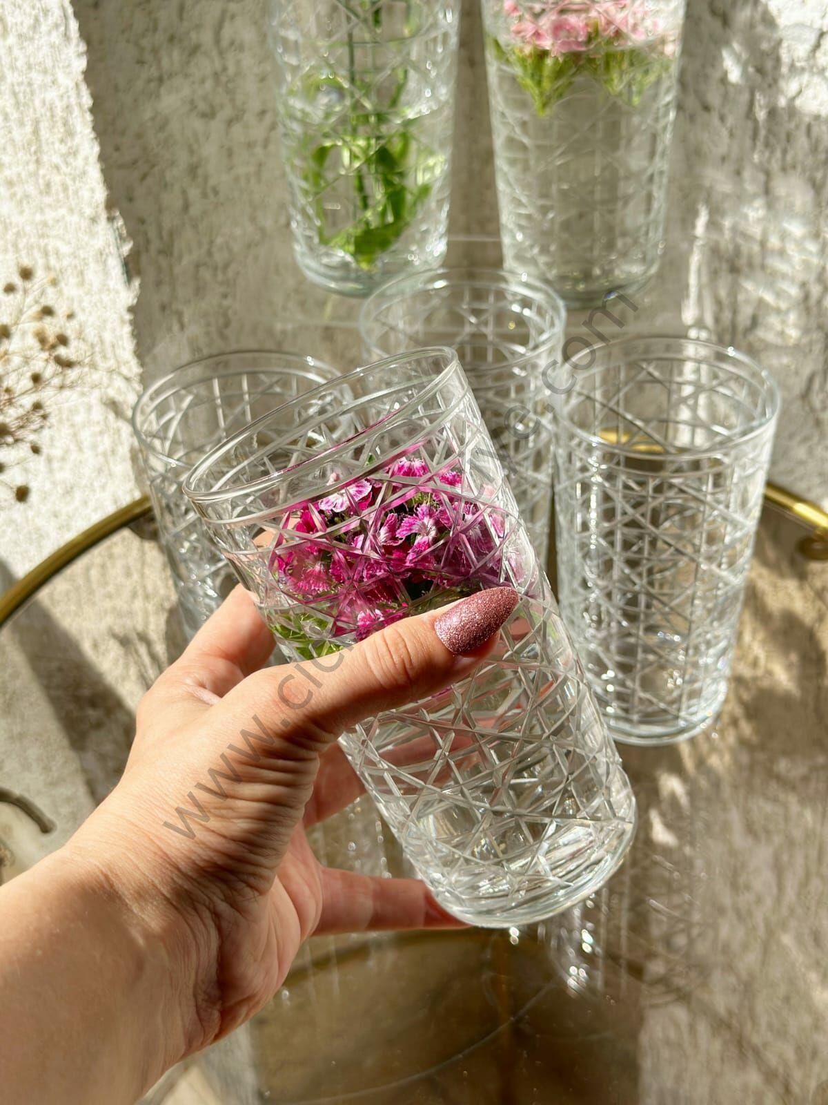 BELLA SU BARDAĞI