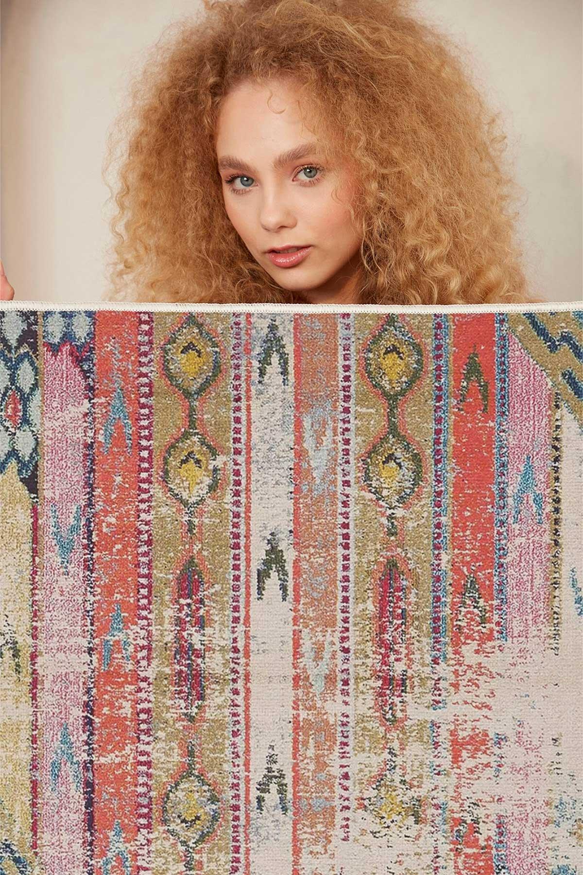 Dekoratif Pamuklu Dokuma Taban Vintage Desenli Makine Dokuması, İnce Leke Tutmaz Yıkanabilir Modern Oda Halısı WOOPAMUK276
