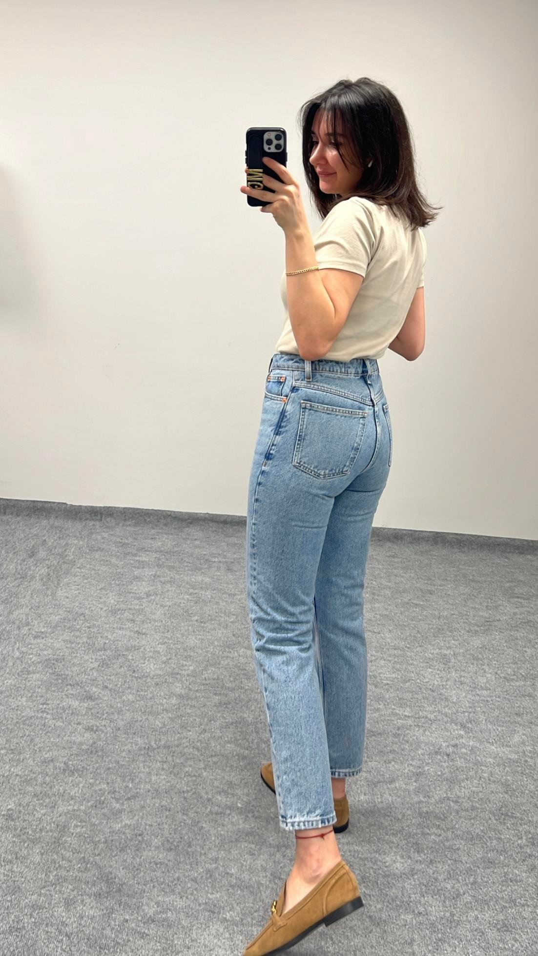 GO MAVİ YÜKSEK BEL MOM FIT JEAN