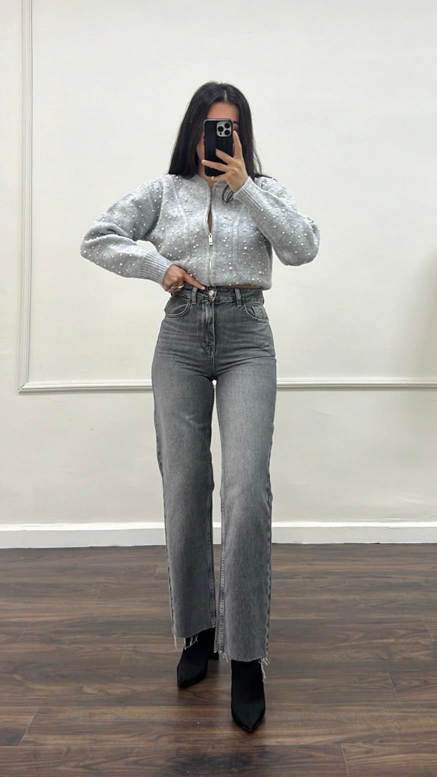 Marka Koyu Gri Straight Fıt Jean