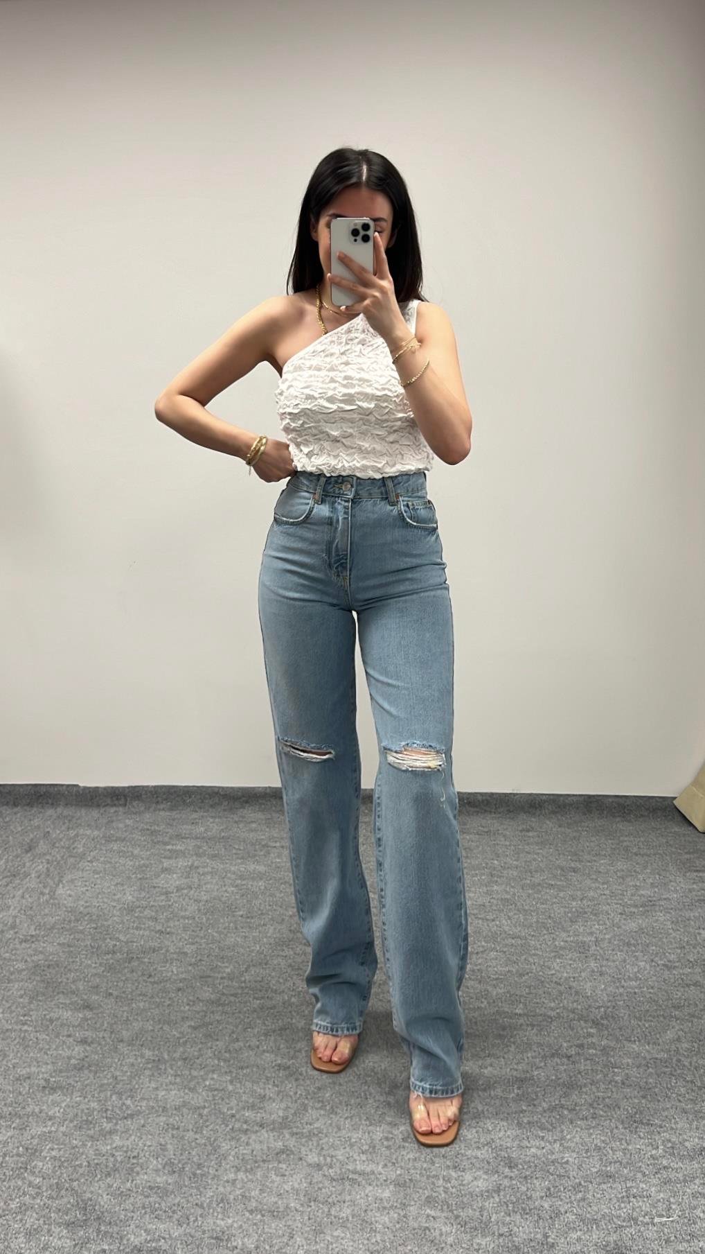 Never Yırtık Detay Straıght Fit Jean