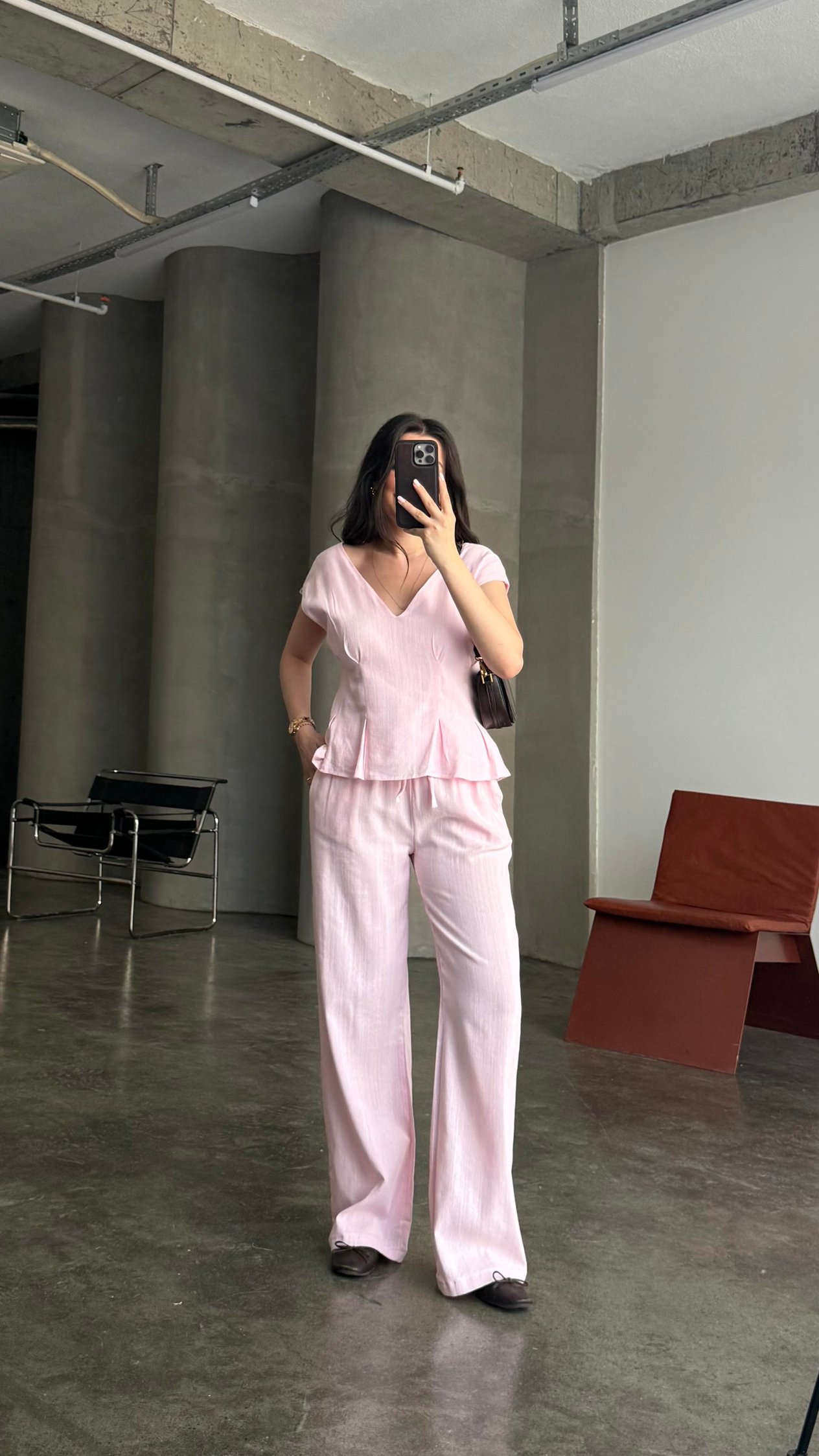 Pembe Keten V Yaka Bluz Staright Pantalon Takım