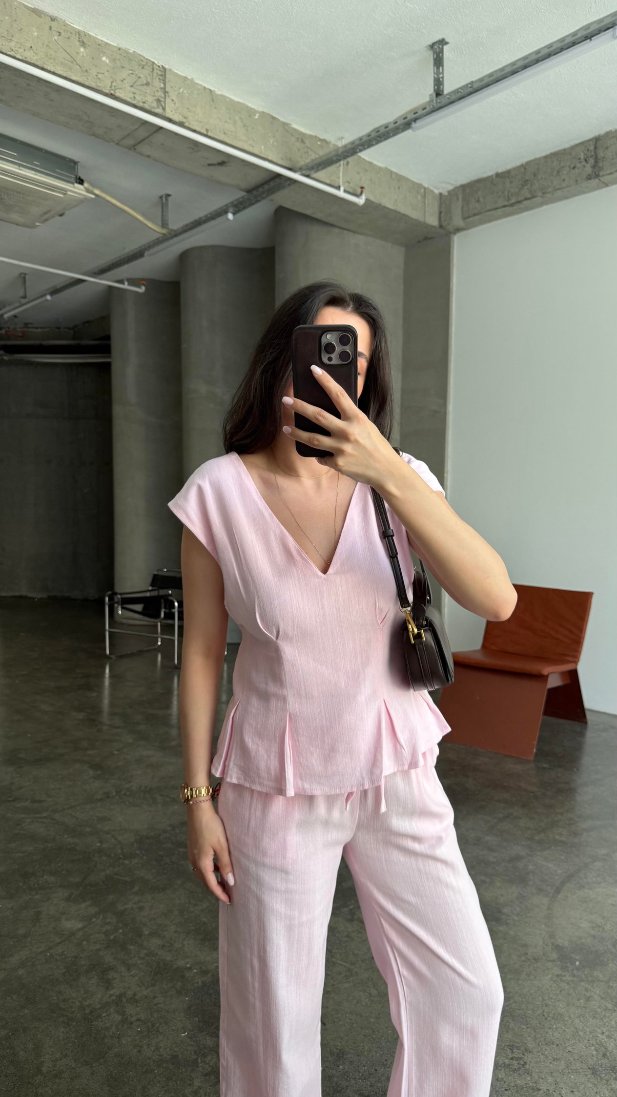 Pembe Keten V Yaka Bluz Staright Pantalon Takım